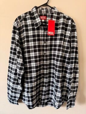 Diesel Men's Black & White Plaid Button-Up Shirt(brand new )